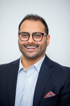 Dr. Arif Karmali Knee Clinic