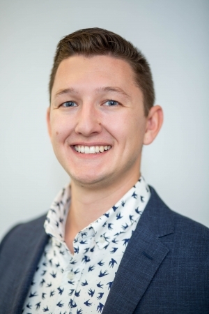 Dr. Jon Okrainetz Knee Clinic
